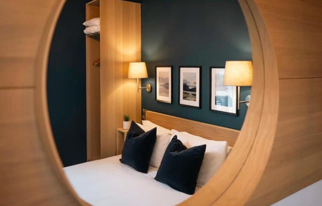 Celtic Lodge Guesthouse - Restaurant & Bar 더블린 외부 사진